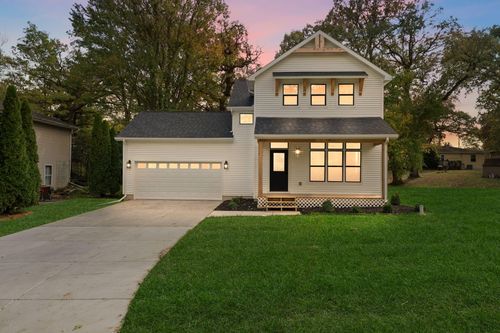 9021 W 142nd Ave, Cedar Lake, IN, 46303-8857 | Card Image