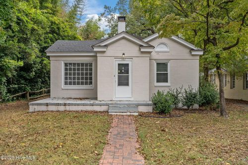 102 S Pineview Ave, Goldsboro, NC, 27530-5138 | Card Image