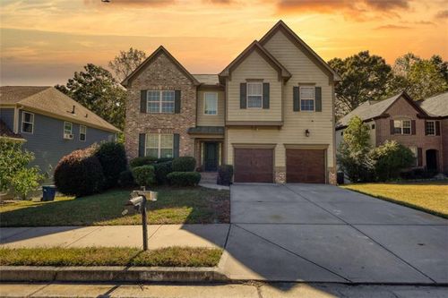 5688 Baffin Rd, College Park, GA, 30349-7053 | Card Image