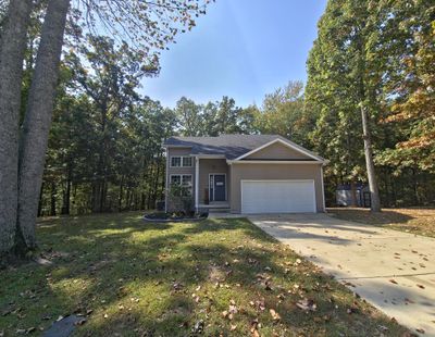 Lots of Trees and room for 4 cars in driveway | Image 2