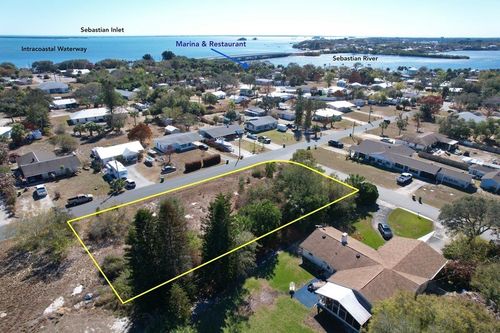 000 Victoria Drive, Micco, FL, 32976 | Card Image