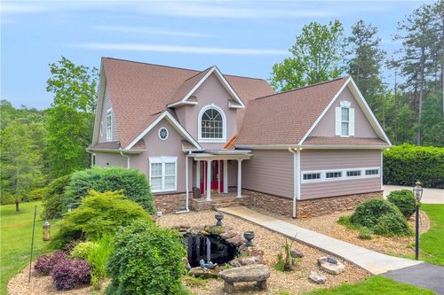 189 Beaver Lake Dr, West Union, SC, 29696-3201 | Card Image