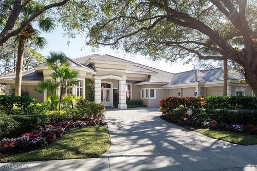 896 Barcarmil Way, NAPLES, FL, 34110-0900 | Card Image