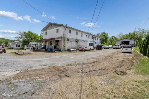 3425 Bloomingdale Rd, Kingsport, TN, 37660-2204 | Card Image