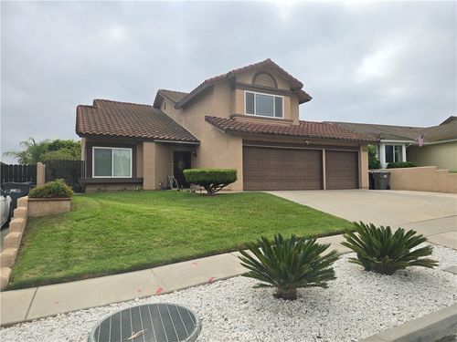 2147 Stratford Dr, Corona, CA, 92879-3165 | Card Image