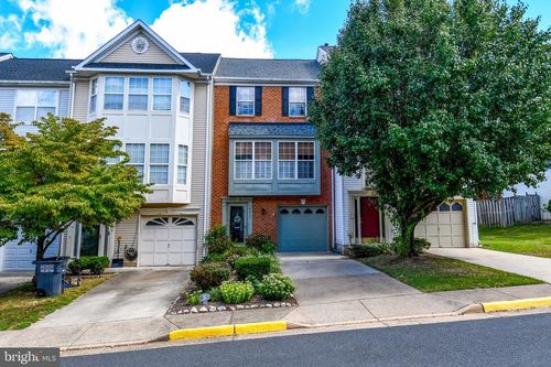 9411 Wilcoxen Dr, MANASSAS PARK, VA, 20111-8218 | Card Image