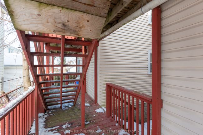 1543-45 Church St, Home with 8 bedrooms, 4 bathrooms and null parking in Windsor ON | Image 6