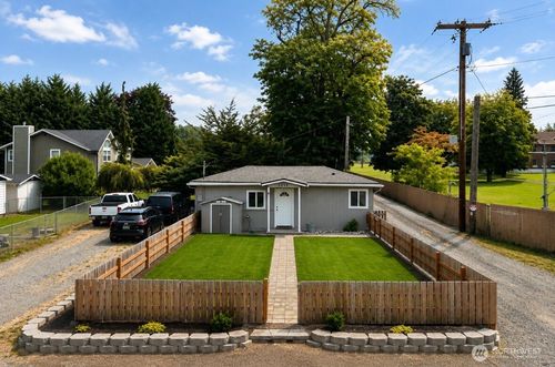 1217 Orting Kapowsin Hwy E, Orting, WA, 98360-9548 | Card Image