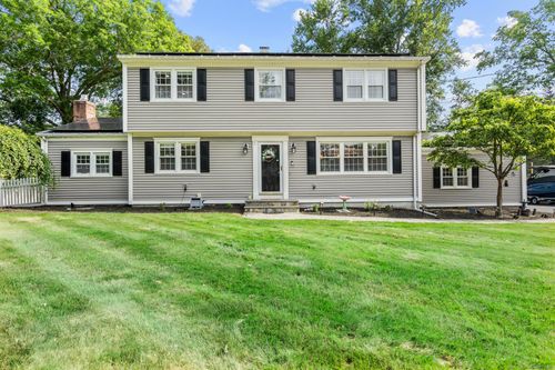 22 Sigwin Dr, Milford, CT, 06461-2027 | Card Image