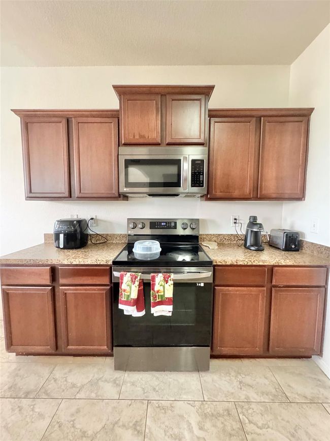 5723 Treasure Cove Rd, House other with 3 bedrooms, 3 bathrooms and 2 parking in Cove TX | Image 7