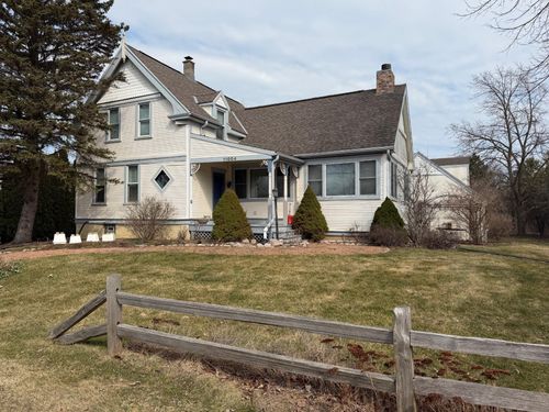 11004 N Range Line Rd, Mequon, WI, 53092-4930 | Card Image