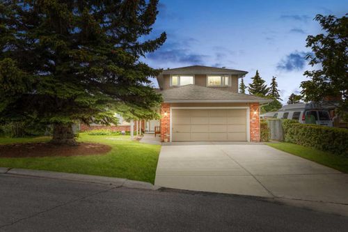 652 Dalmeny Hill Nw, Calgary, AB, T3A1T6 | Card Image