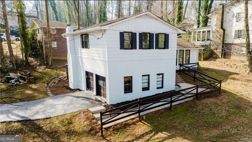 50 Bailey Dr Sw, Lilburn, GA, 30047-5169 | Card Image