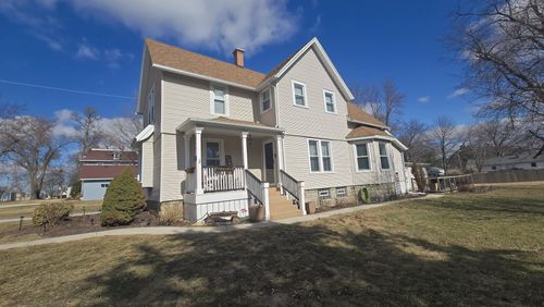 311 S Third St, Peotone, IL, 60468-9211 | Card Image