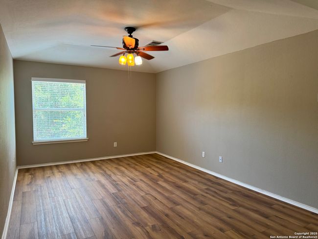 10115 Colt Xing, House other with 3 bedrooms, 3 bathrooms and null parking in Converse TX | Image 11