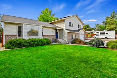 231 Melba Drive, House other with 3 bedrooms, 3 bathrooms and 3 parking in Nampa ID | Image 3