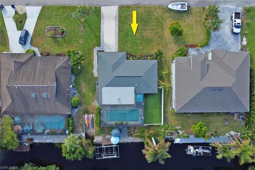 27099 Belle Rio Dr, BONITA SPRINGS, FL, 34135-4428 | Card Image