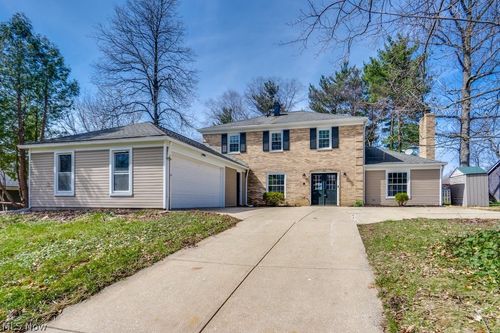 292 Parkview Dr, Aurora, OH, 44202-8056 | Card Image