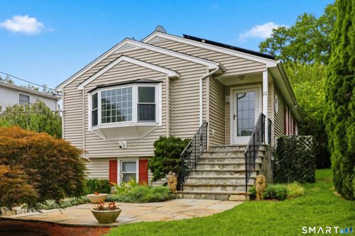 22 Lyon Ave, Greenwich, CT, 06830-6206 | Card Image