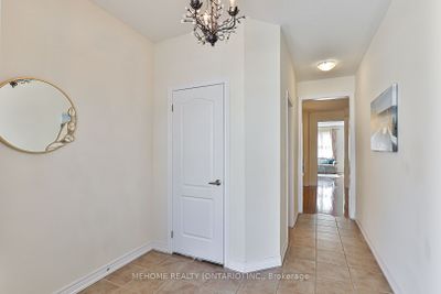 138 Memon Pl, Home with 3 bedrooms, 4 bathrooms and 3 parking in Markham ON | Image 3