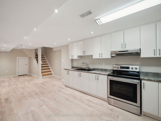 62 Macedonia Crt, House other with 4 bedrooms, 4 bathrooms and 2 parking in Newmarket ON | Image 28