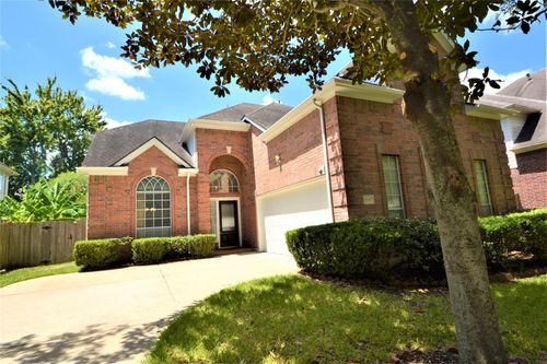 15307 Amesbury Ln, Sugar Land, TX, 77478-4177 | Card Image
