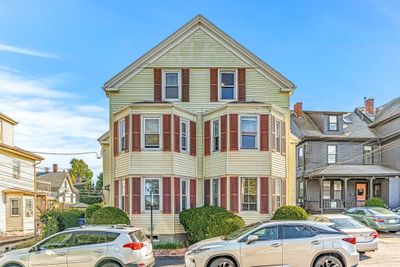 14 - 12-14 Beach Street, Condo with 4 bedrooms, 1 bathrooms and 1 parking in Newton MA | Image 1