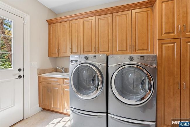 23 Fred St, House other with 5 bedrooms, 8 bathrooms and null parking in Old Tappan NJ | Image 16
