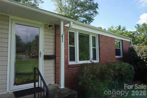 41 Trowbridge Ln, Brevard, NC, 28712-4583 | Card Image