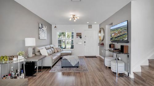 --2221 Nw 171st Ter, Pembroke Pines, FL, 33028-2053 | Card Image