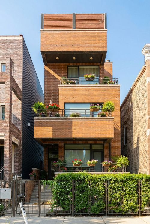 2-939 N Winchester Ave, Chicago, IL, 60622-4167 | Card Image