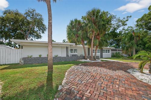 6400 Pelican Dr S, South Pasadena, FL, 33707-3034 | Card Image