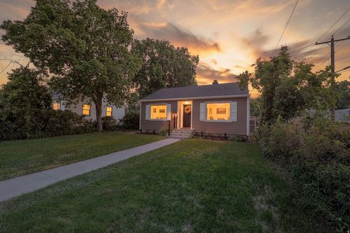 5 Miller St, Murray, UT, 84107-3714 | Card Image