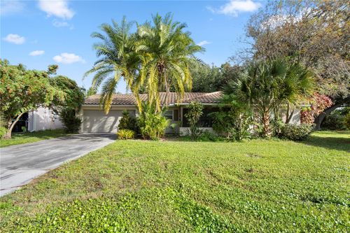 10105 Crown Ct, ORLANDO, FL, 32821-8204 | Card Image