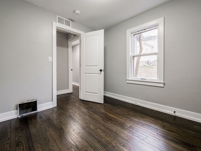 223 W Washington St, House other with 3 bedrooms, 2 bathrooms and null parking in Milford MI | Image 11