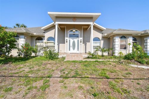 284 Peninsula Ave, TARPON SPRINGS, FL, 34689-2330 | Card Image