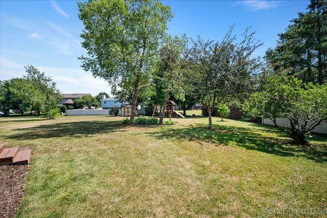414 Bobcat Ct, House other with 3 bedrooms, 2 bathrooms and 2 parking in Oswego IL | Image 25