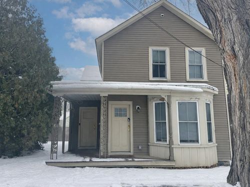 33-35 Intervale Ave, Burlington, VT, 05401-4202 | Card Image