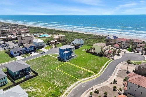126 Sea Air Ln, Port Aransas, TX, 78373-5080 | Card Image