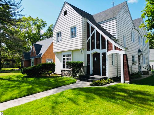 706 S Arnold St, Mt Pleasant, MI, 48858-2742 | Card Image