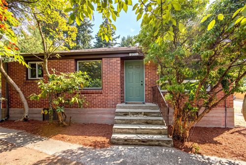 12004 5th Ave Ne, Seattle, WA, 98125 | Card Image