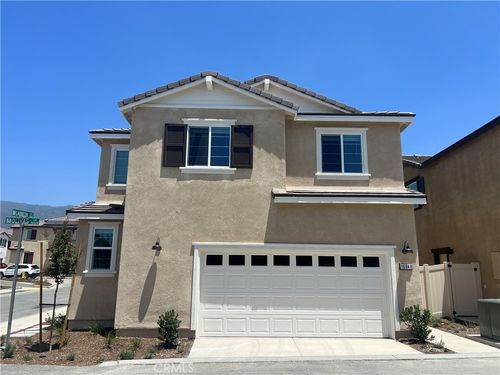 16040 Olive St, Fontana, CA, 92335 | Card Image