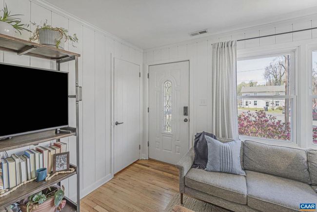 124 N Baker St, House other with 3 bedrooms, 1 bathrooms and null parking in CHARLOTTESVILLE VA | Image 5