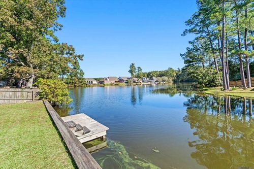 27776 Lake Shore Dr, Walker, LA, 70785-8211 | Card Image