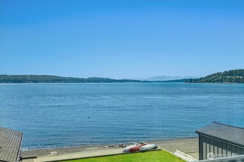 1920 Day Island Blvd W, University Place, WA, 98466-1808 | Card Image
