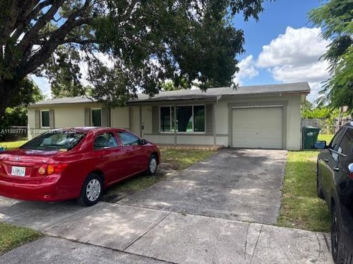 0-7352 Sw 134th Pl, Miami, FL, 33183-3242 | Card Image