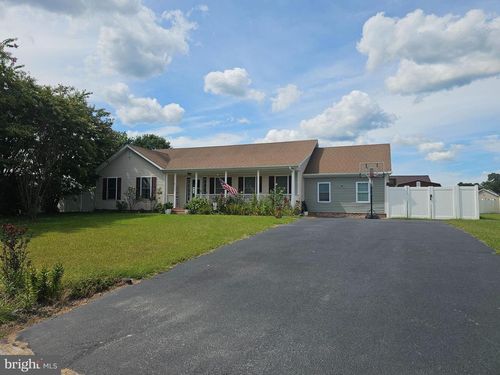 310 Autumn Ridge Dr, HEBRON, MD, 21830-1073 | Card Image