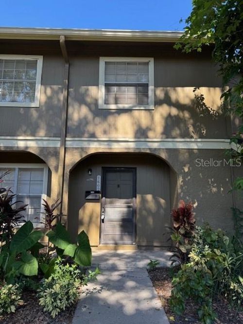 7607 El Paseo Court, TAMPA, FL, 33615 | Card Image