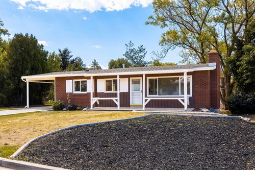 348 E 300 N, Centerville, UT, 84014-2037 | Card Image