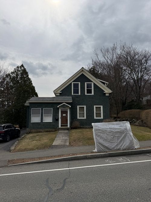 307 Walnut St, Stoughton, MA, 02072 | Card Image